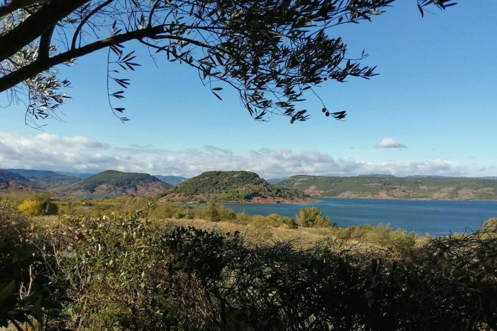 32m2 - Dans Propriete Avec Vue Imprenable Sur Le Du Salagou * Liausson