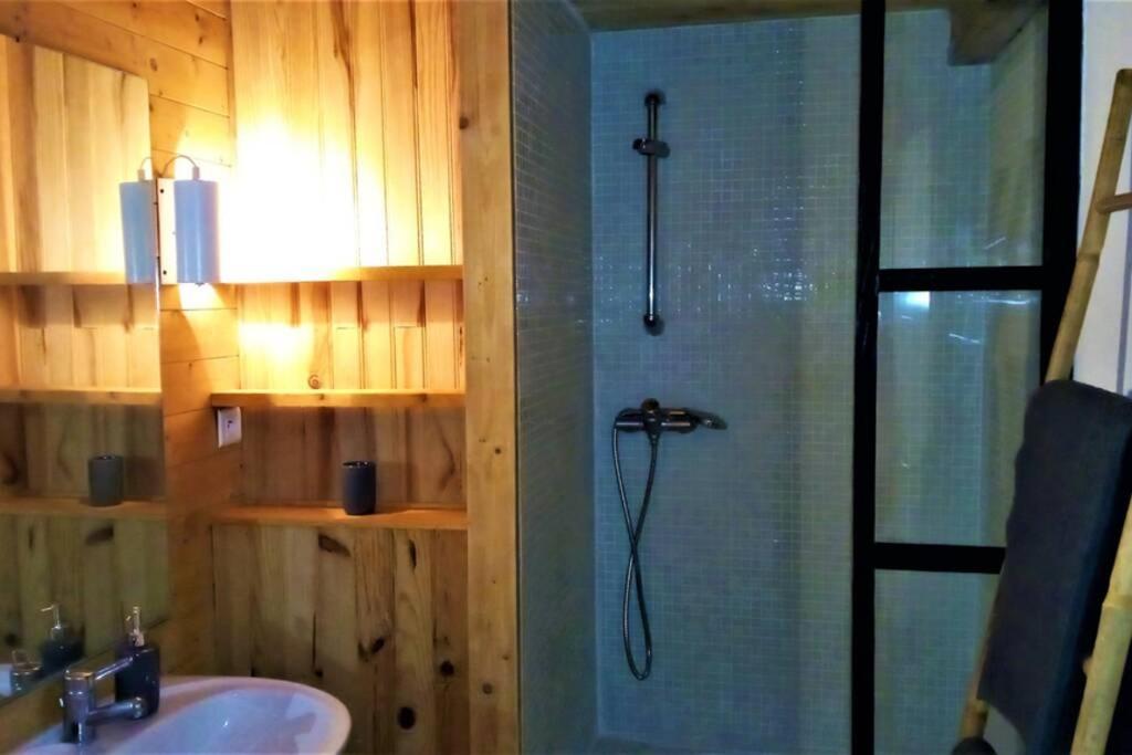Appartement 32m2 - Dans Propriété Avec Vue Imprenable Sur Le Du Salagou Liausson