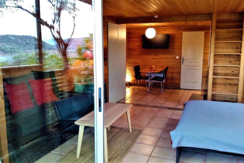 Appartement 32m2 - Dans Propriété Avec Vue Imprenable Sur Le Du Salagou Liausson
