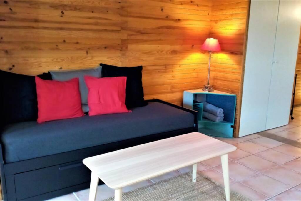32m2 - Dans Propriété Avec Vue Imprenable Sur Le Du Salagou Appartement *