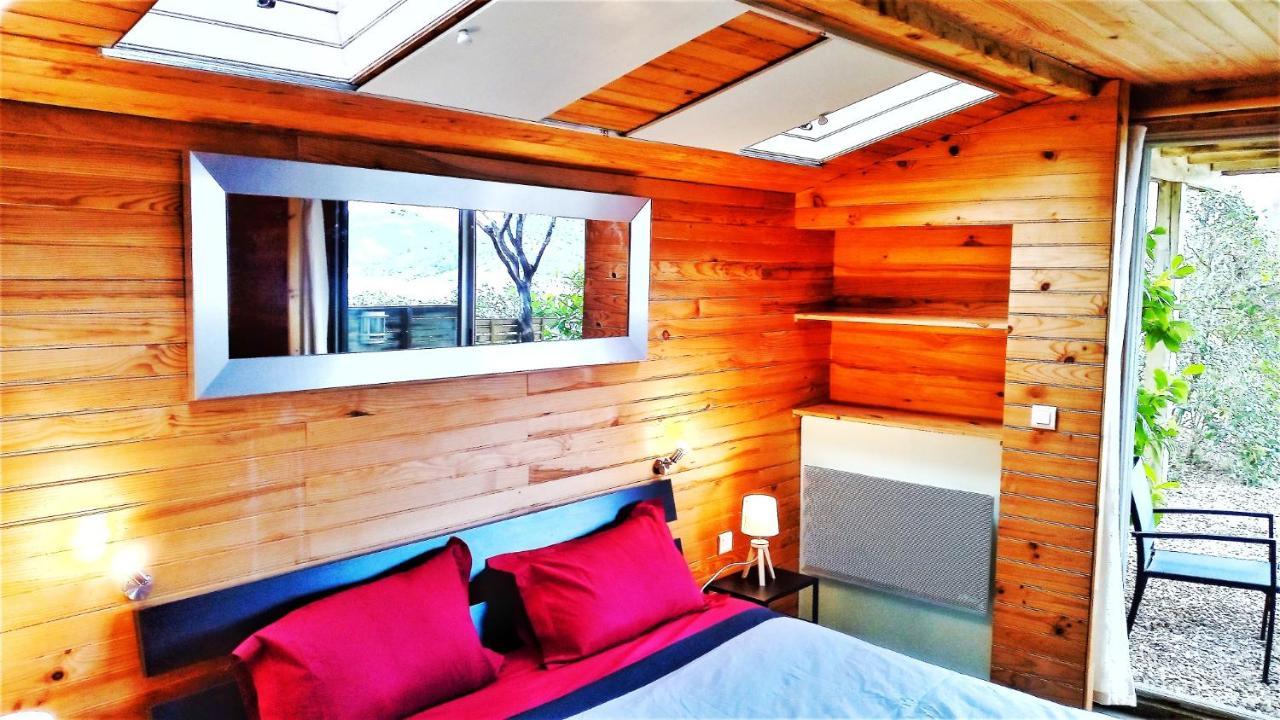 32m2 - Dans Propriete Avec Vue Imprenable Sur Le Du Salagou